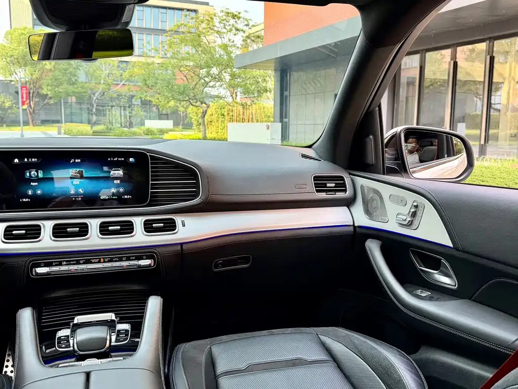 Mercedes-Benz GLE AMG — миниатюра 13