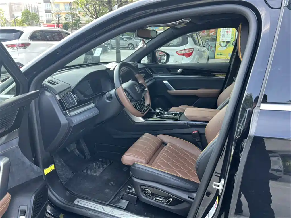 BYD Tang New Energy — миниатюра 5