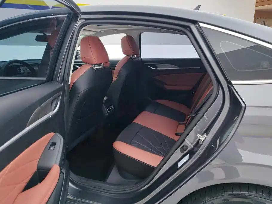 Changan Eado — миниатюра 11