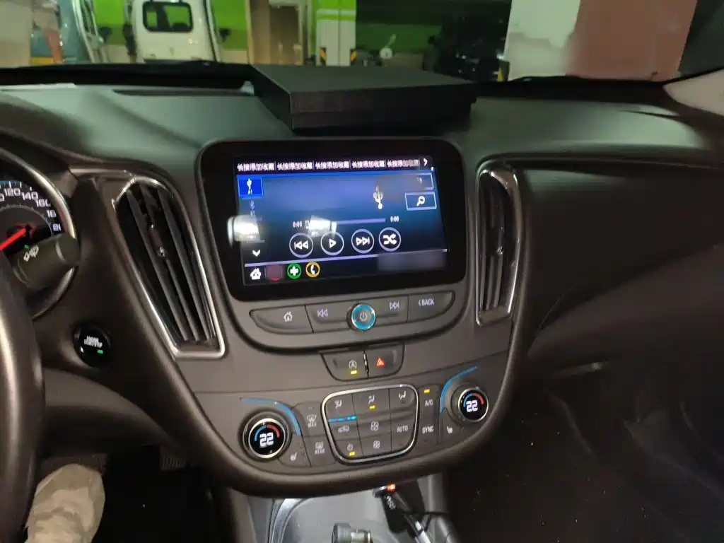 Chevrolet Malibu XL — миниатюра 6