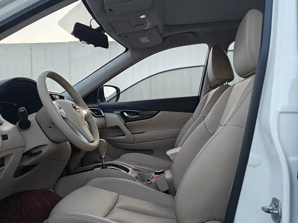 Nissan X-Trail — миниатюра 7