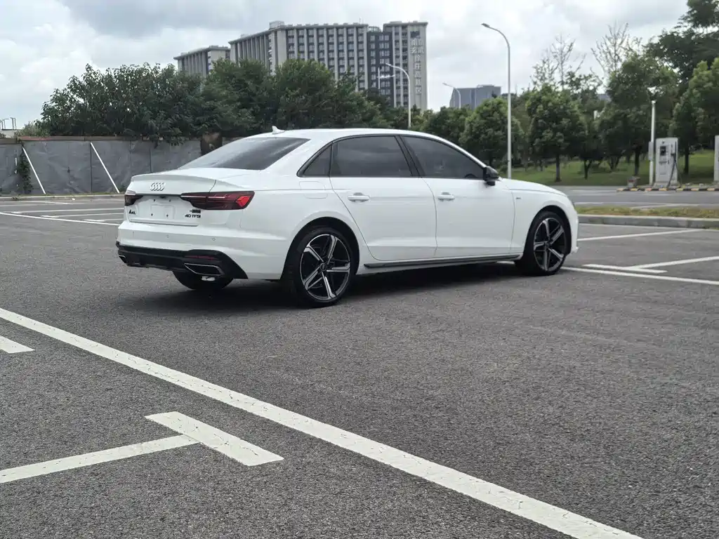 Audi A4L — миниатюра 16