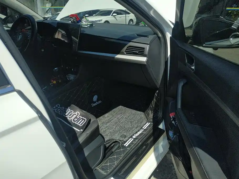 Volkswagen Lavida — миниатюра 8