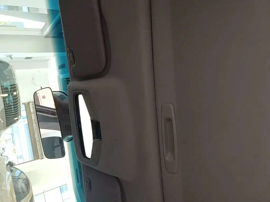 Geely L HiP — миниатюра 18