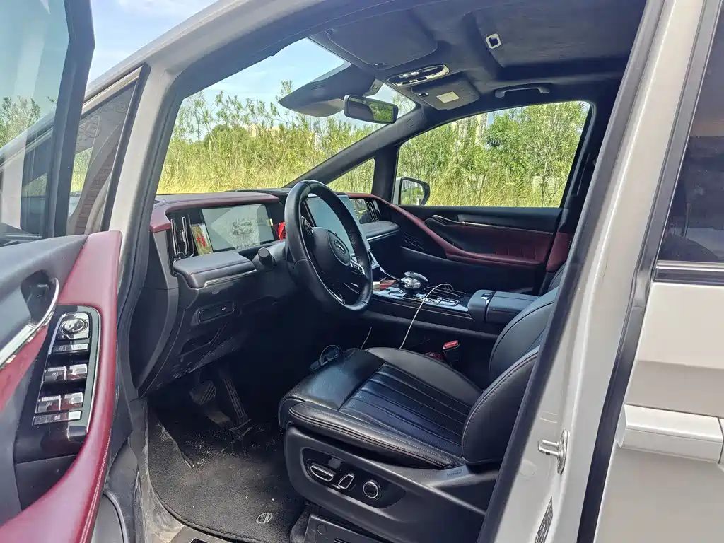GAC Motor Trumpchi M8 — миниатюра 7