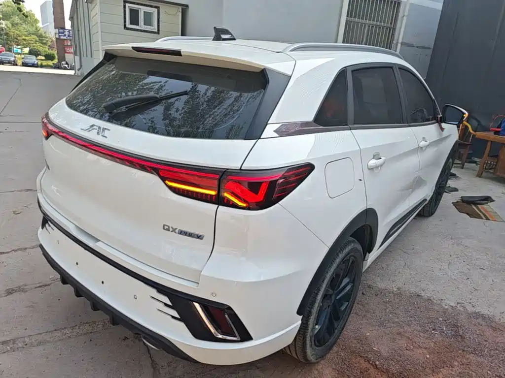 JAC JAC QX PHEV — миниатюра 7