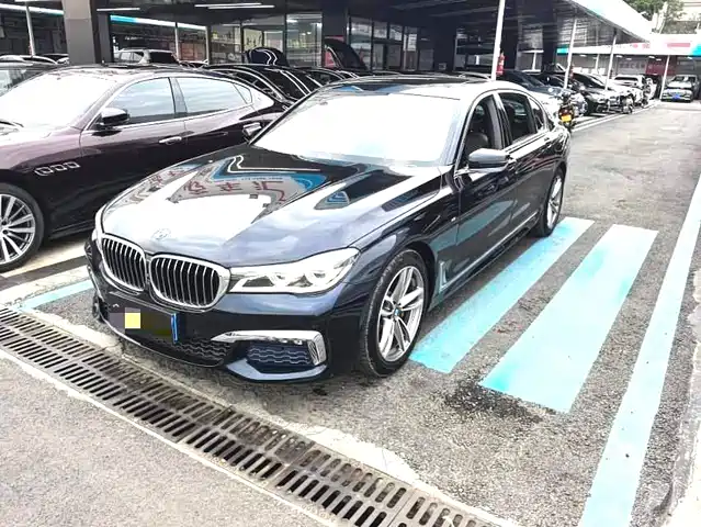 BMW  7 SERIES 2018