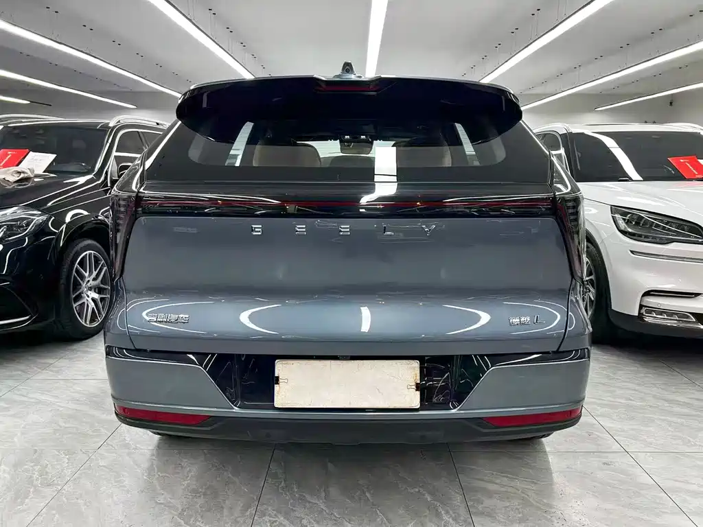 Geely Boyue L — миниатюра 5