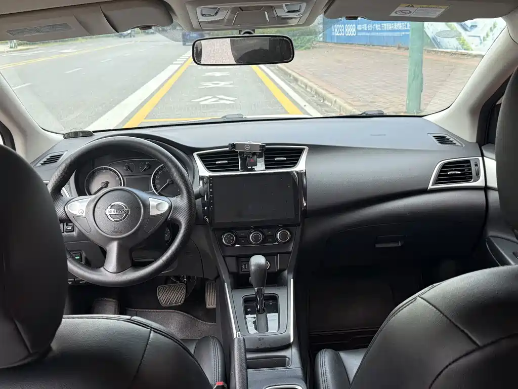 Nissan Sylphy — миниатюра 5