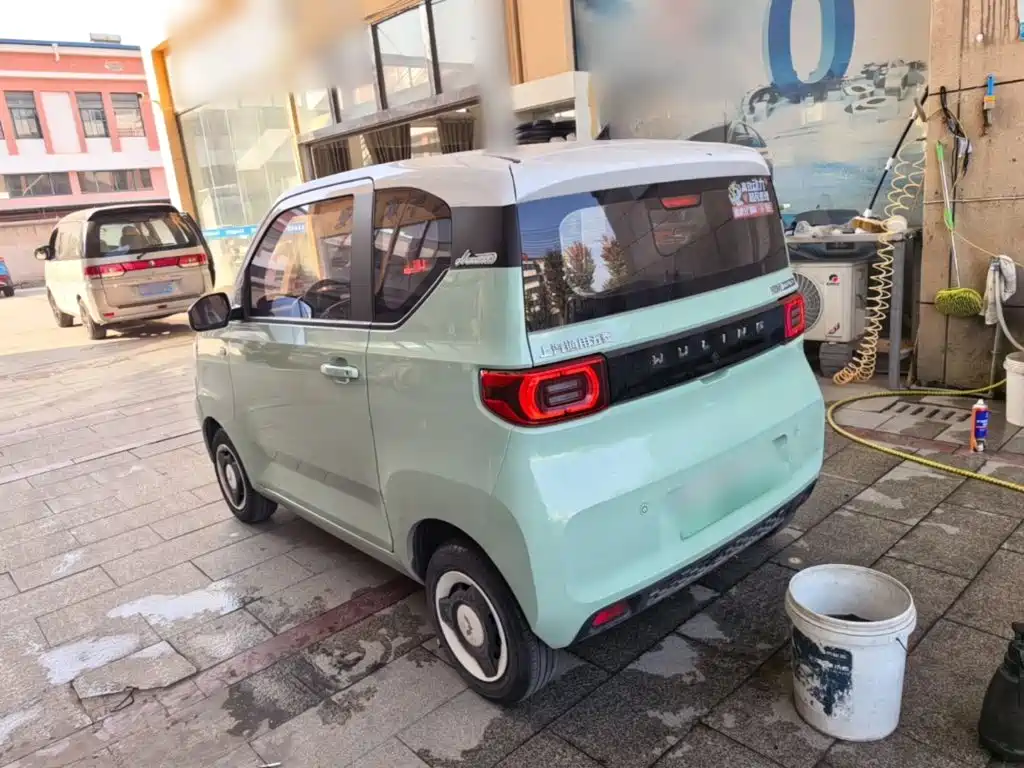 Wuling MINIEV — миниатюра 5