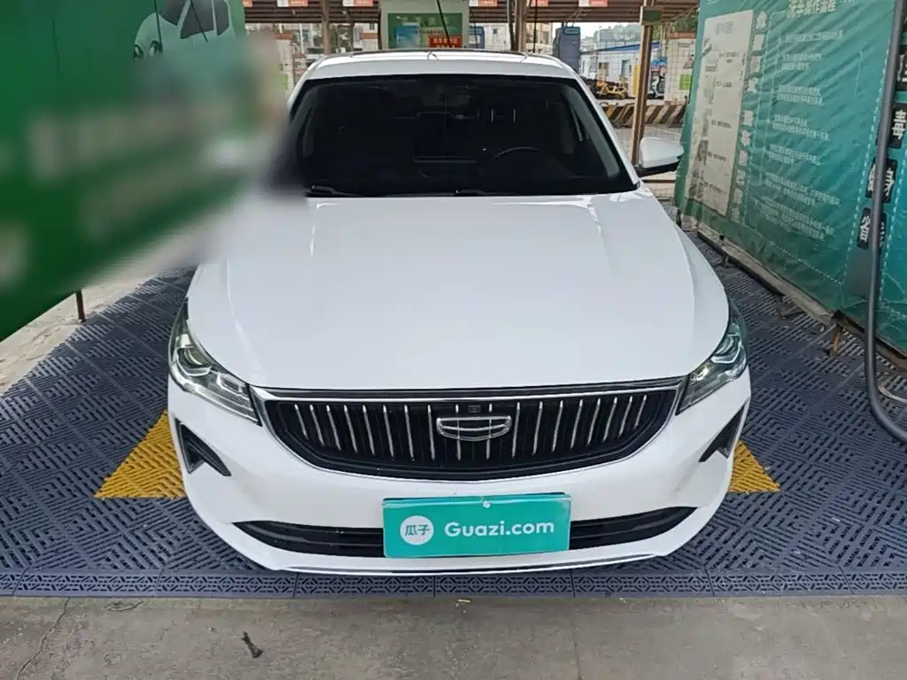 Geely Emgrand — миниатюра 3