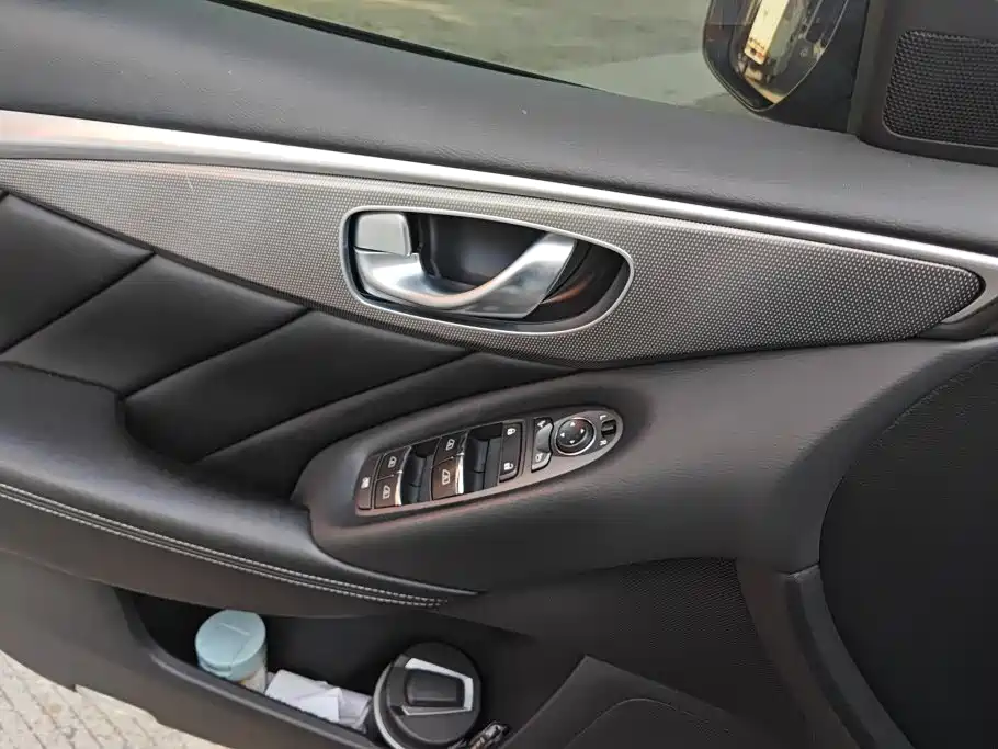Infiniti Q50L — миниатюра 7