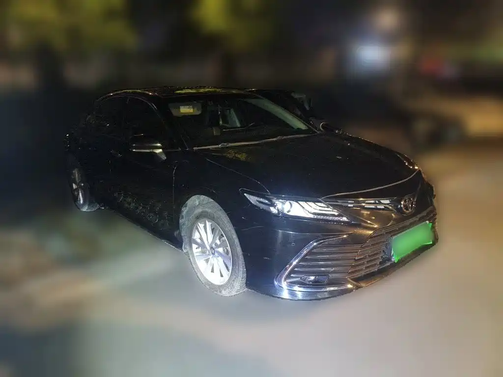 Toyota Camry — миниатюра 24