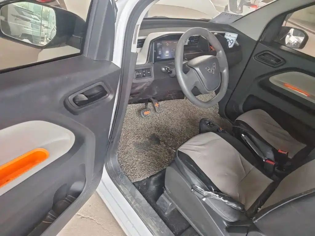 Wuling MINIEV — миниатюра 16