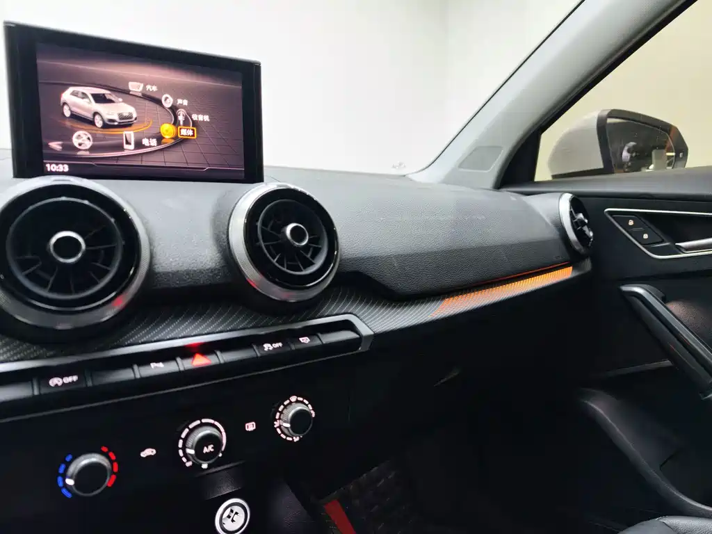 Audi Q2L — миниатюра 6