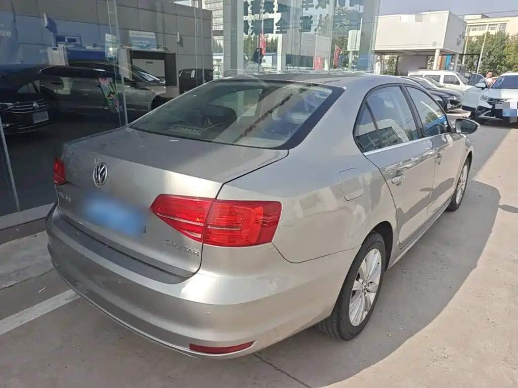 Volkswagen Sagitar — миниатюра 7