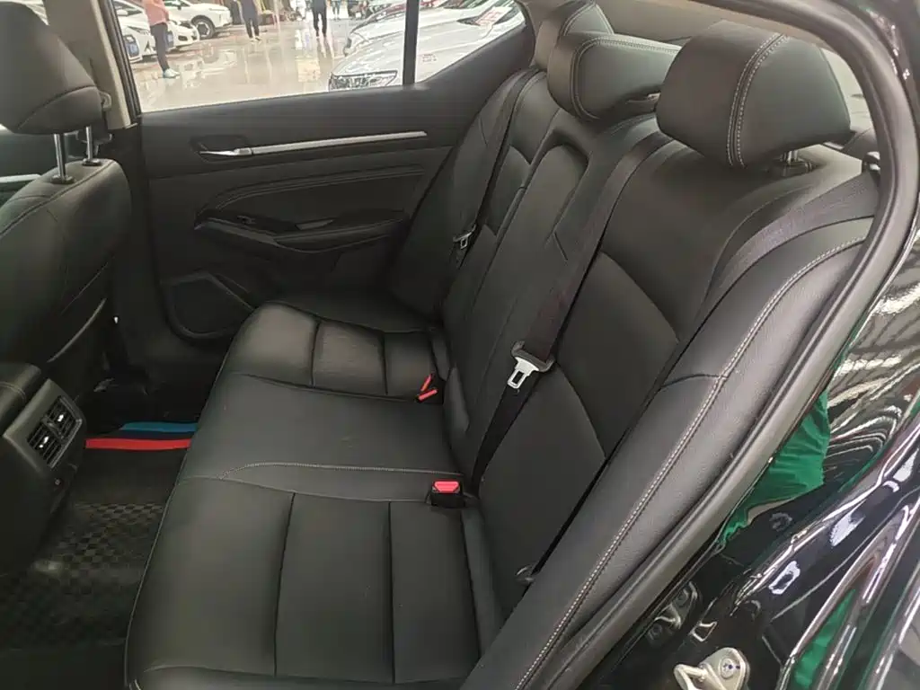 Nissan Teana — миниатюра 17