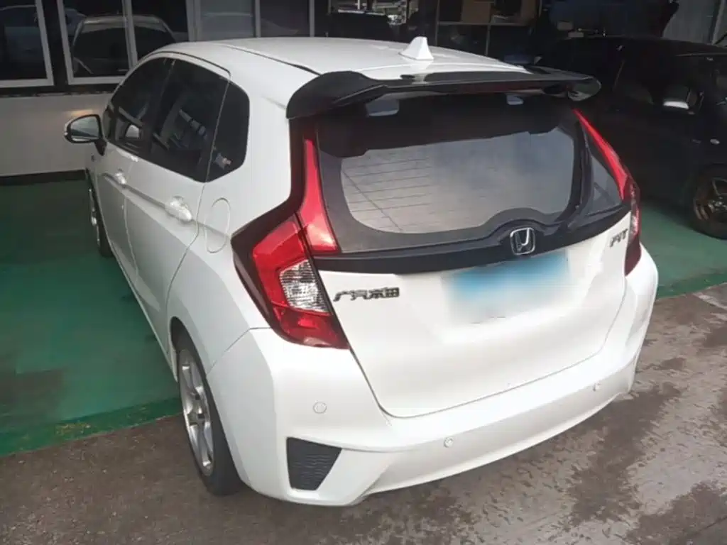 Honda Fit — миниатюра 5