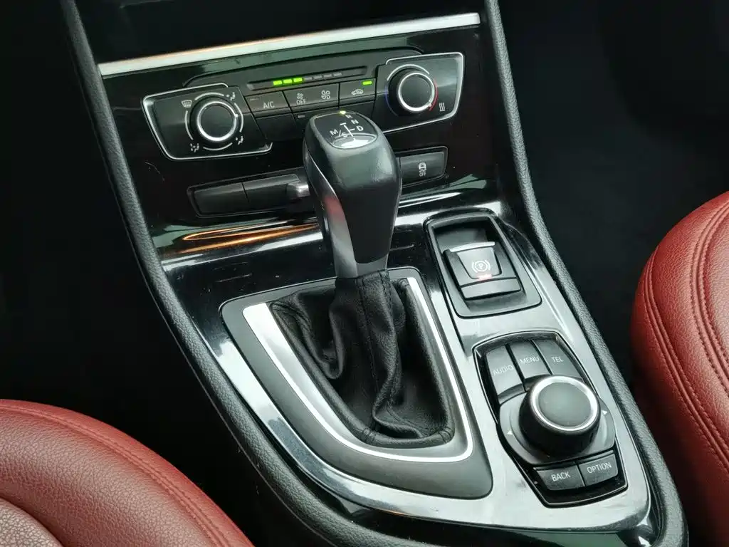 BMW 2 SERIES STATION WAGON