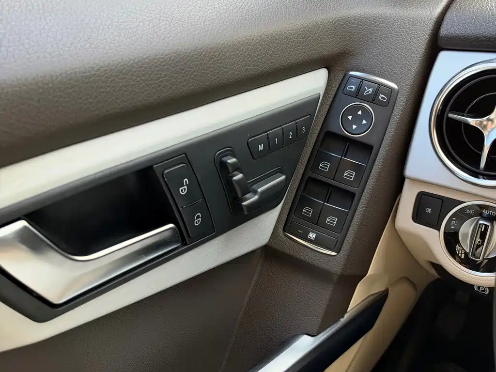Mercedes-Benz GLK-Class — миниатюра 14
