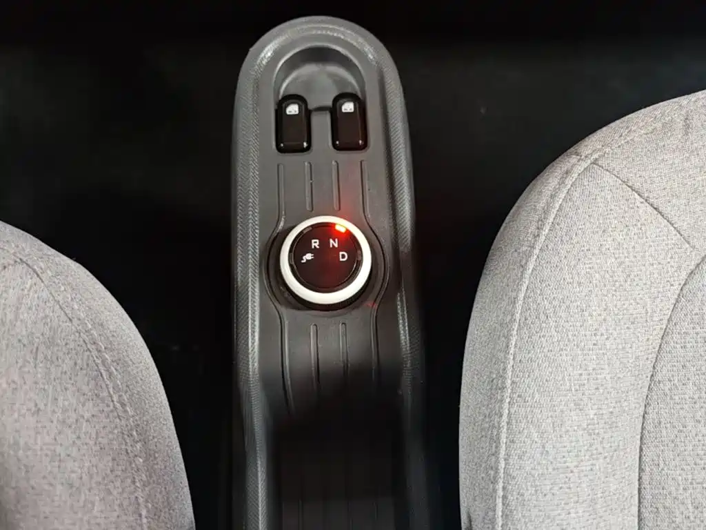 Wuling MINIEV — миниатюра 14