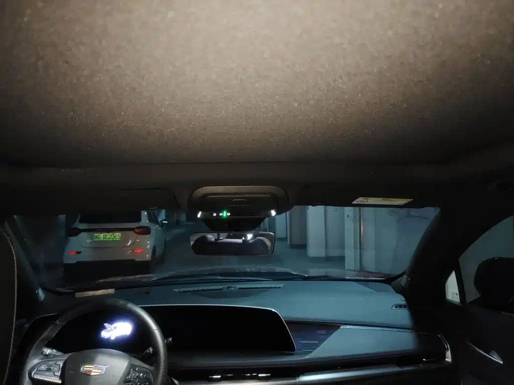 Cadillac XT4 — миниатюра 9