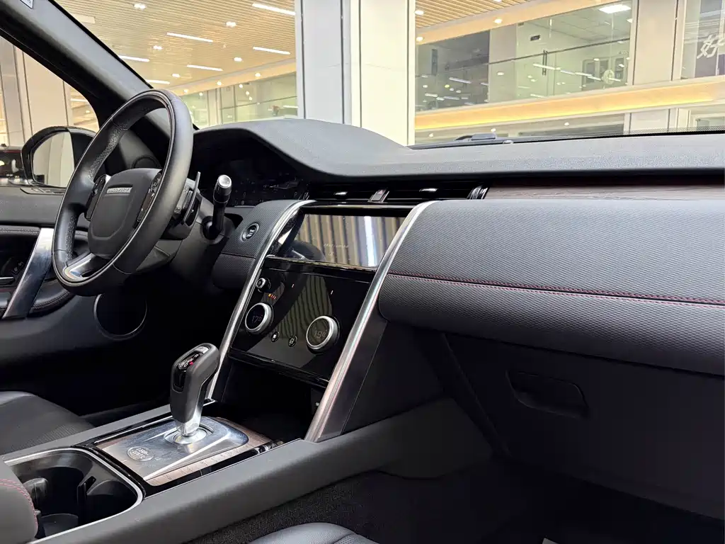 Land Rover Discovery Sport — миниатюра 13