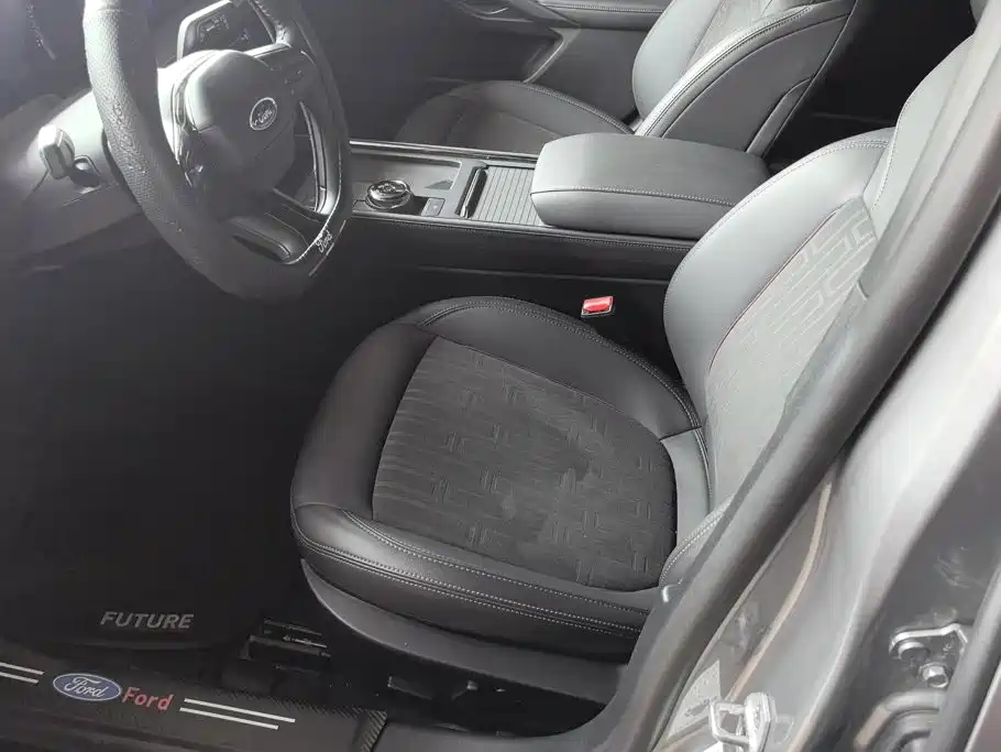 Ford Mondeo — миниатюра 9