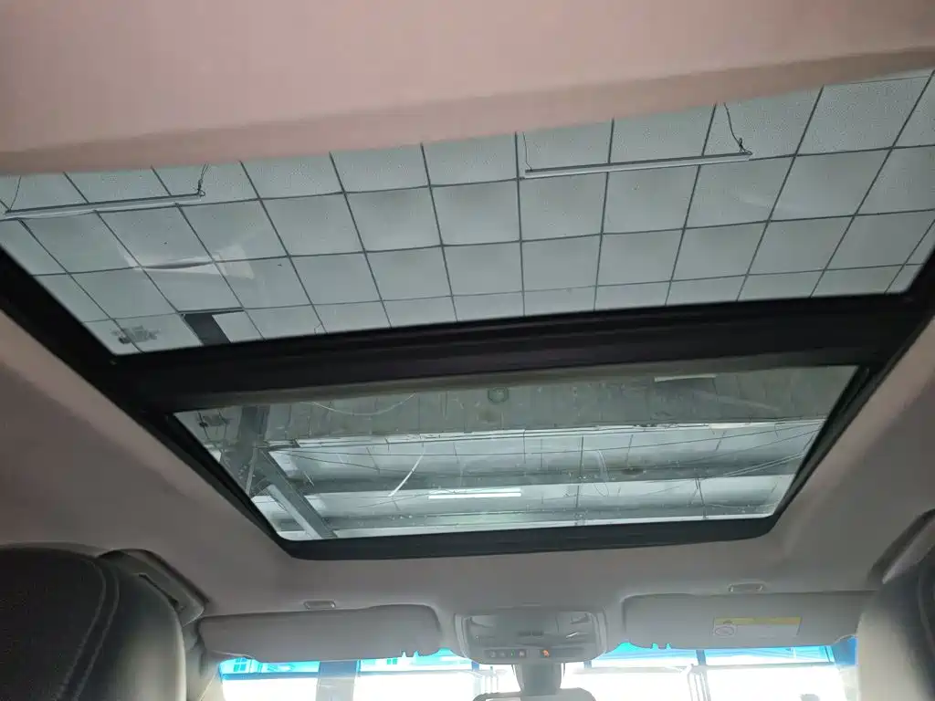 Cadillac XTS — миниатюра 18