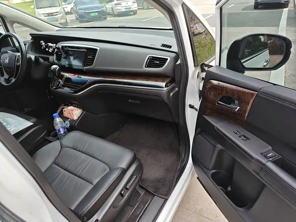 Honda Odyssey — миниатюра 19