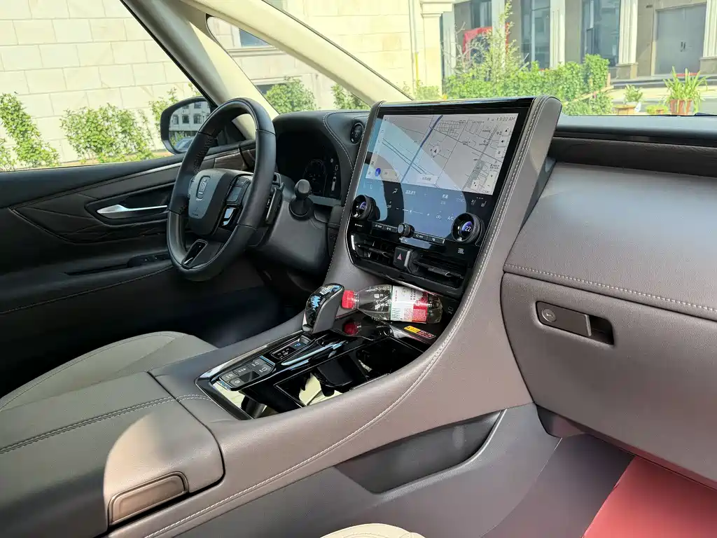 Toyota Vellfire — миниатюра 9