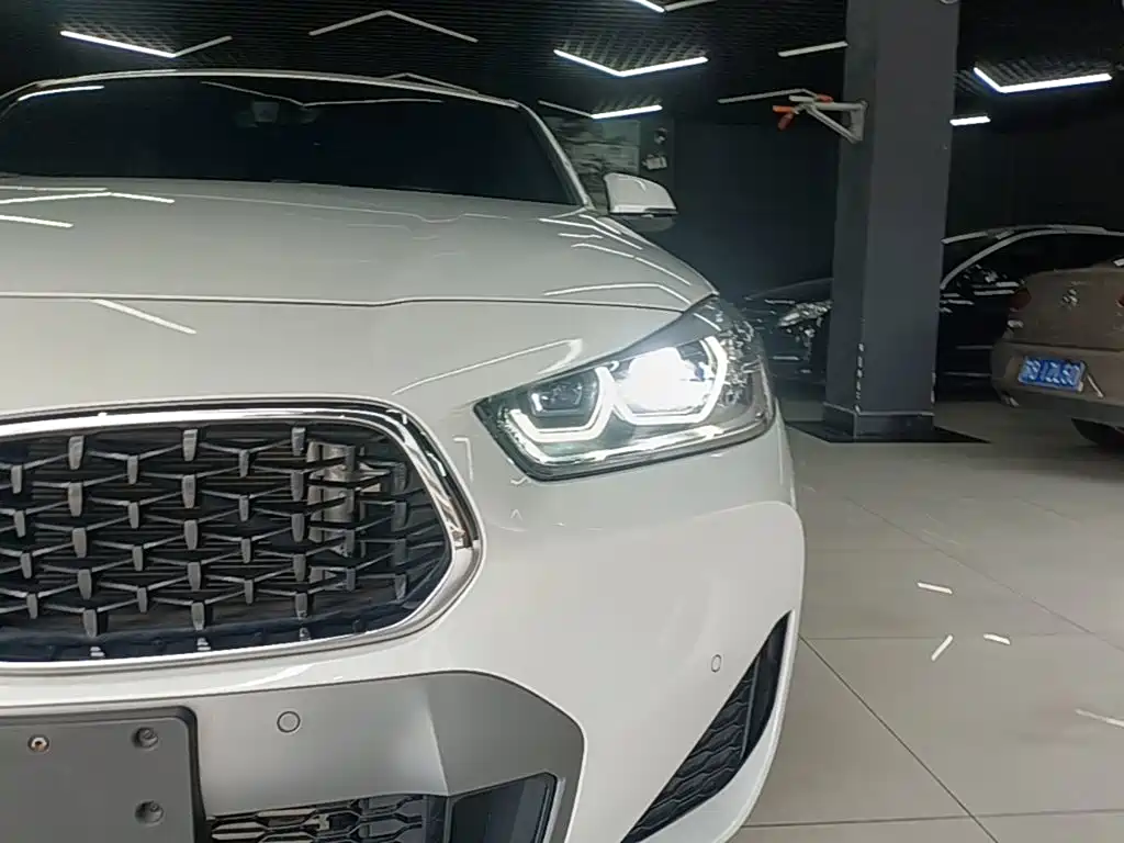 BMW X2 — миниатюра 24