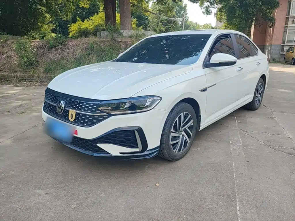 Volkswagen Lavida — миниатюра 2