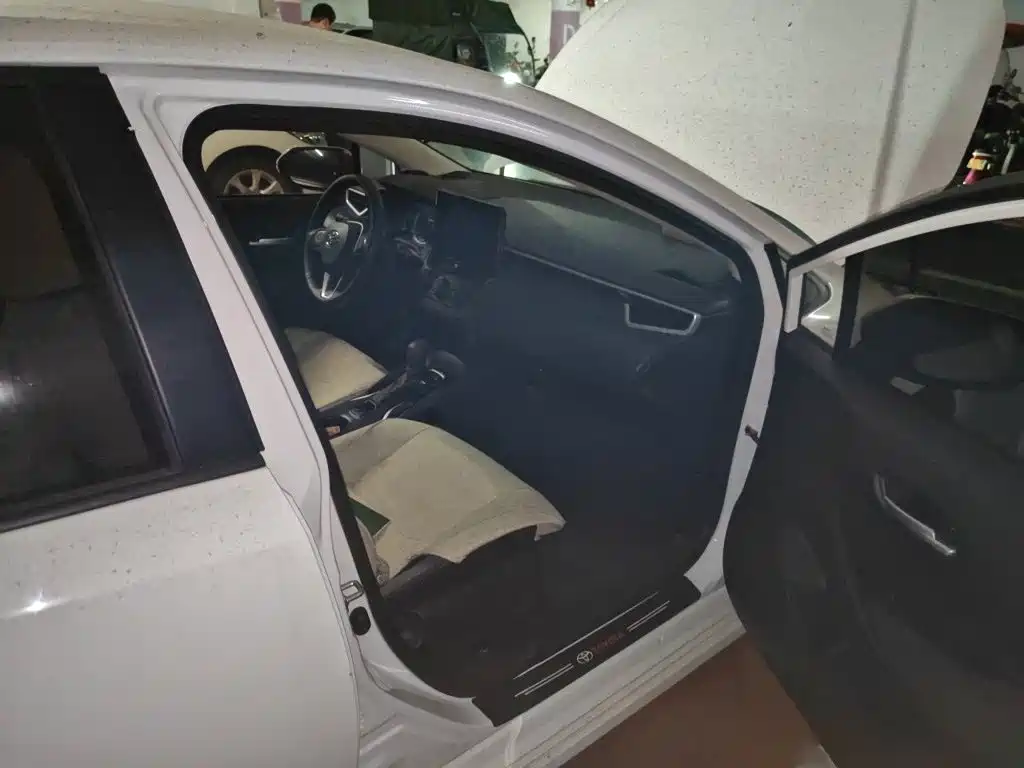 Toyota Corolla — миниатюра 18