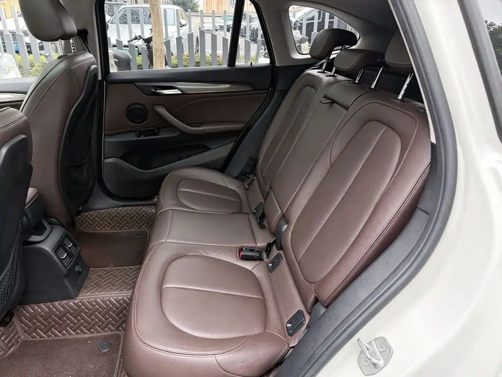 BMW X1 — миниатюра 9