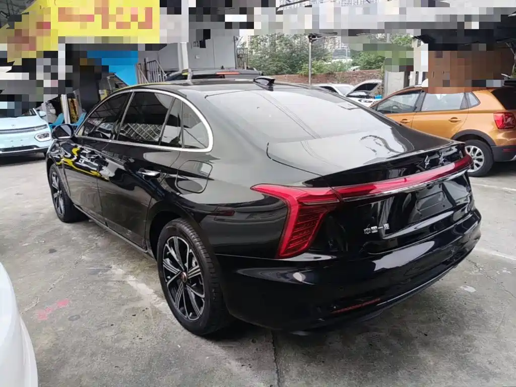 Hongqi Hongqi H5 PHEV — миниатюра 5