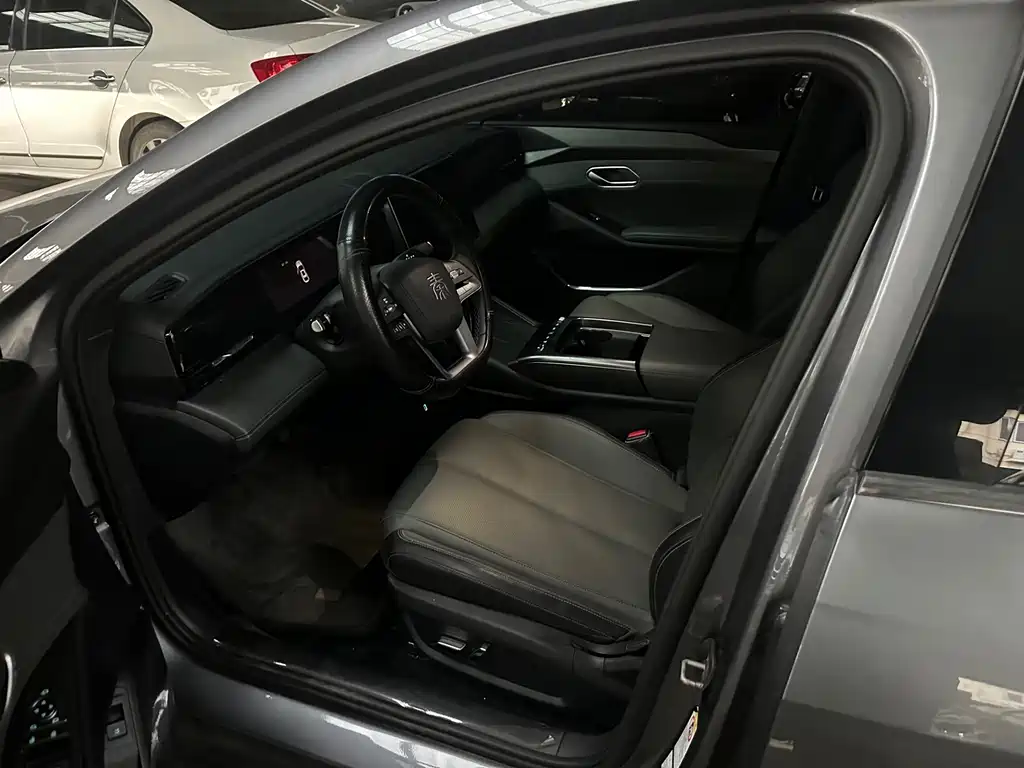 BYD Qin L — миниатюра 4