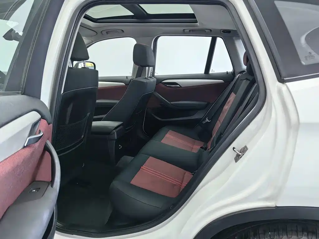 BMW X1 — миниатюра 15