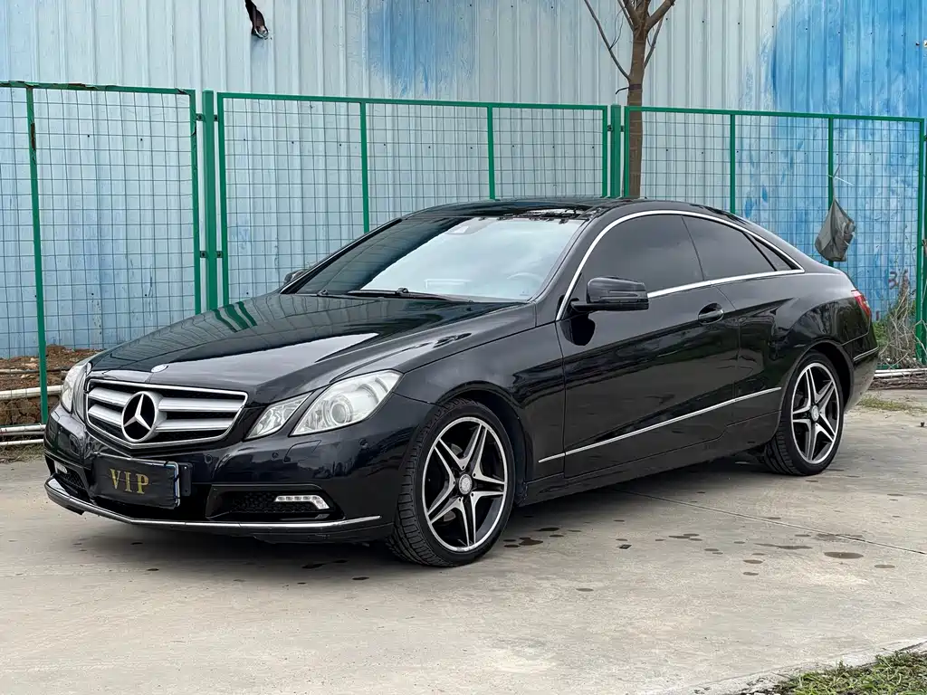 Mercedes-Benz E-Class (Import) 2011