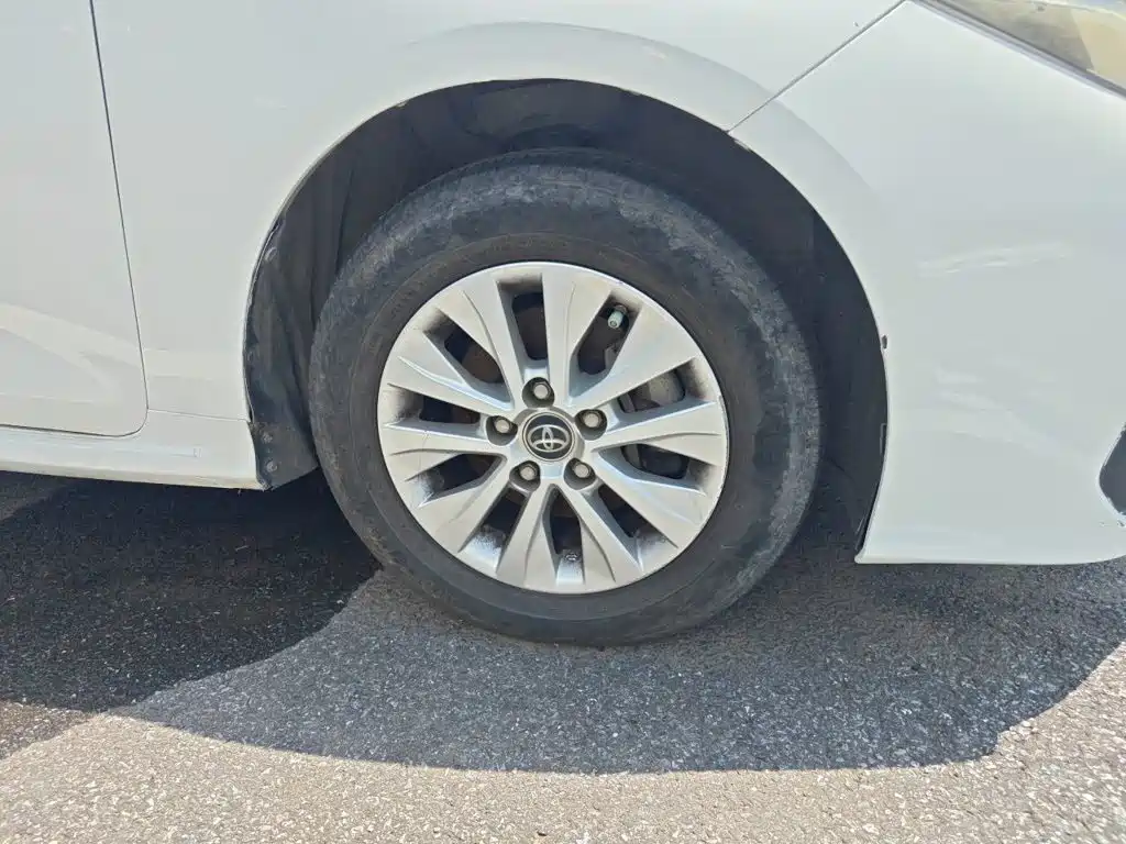 Toyota Corolla — миниатюра 8