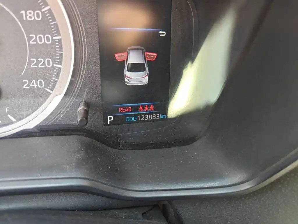 Toyota Corolla — миниатюра 13