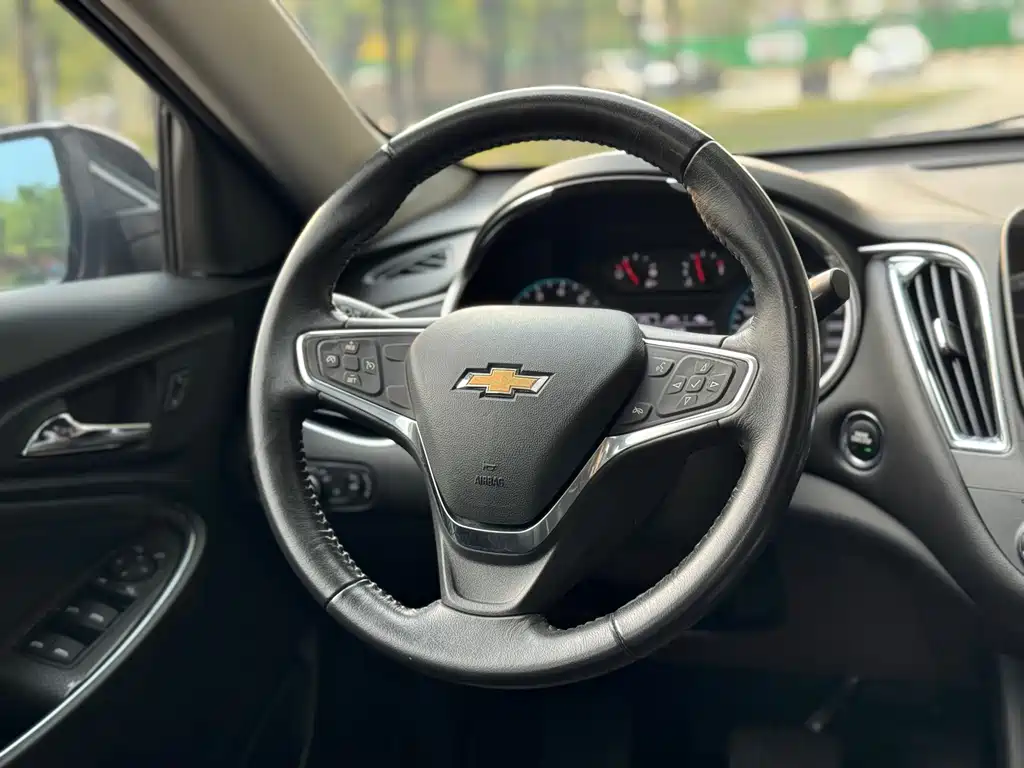 Chevrolet Malibu XL — миниатюра 13