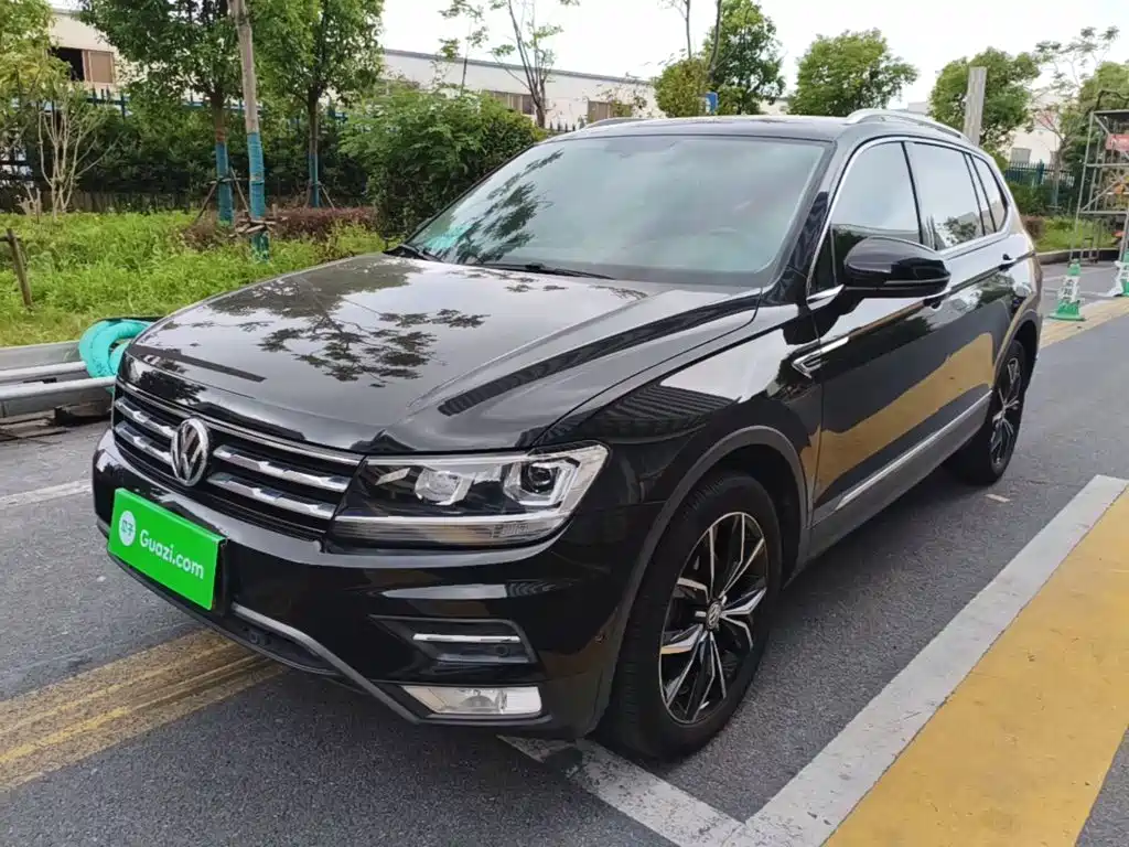 Volkswagen Tiguan L — миниатюра 2