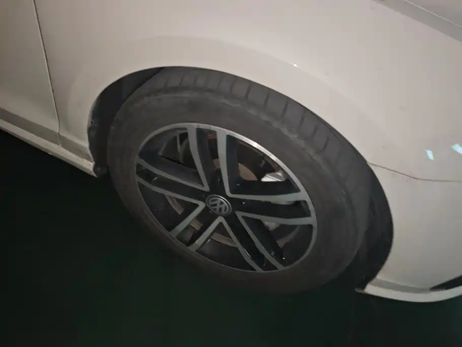Volkswagen Lamando — миниатюра 6