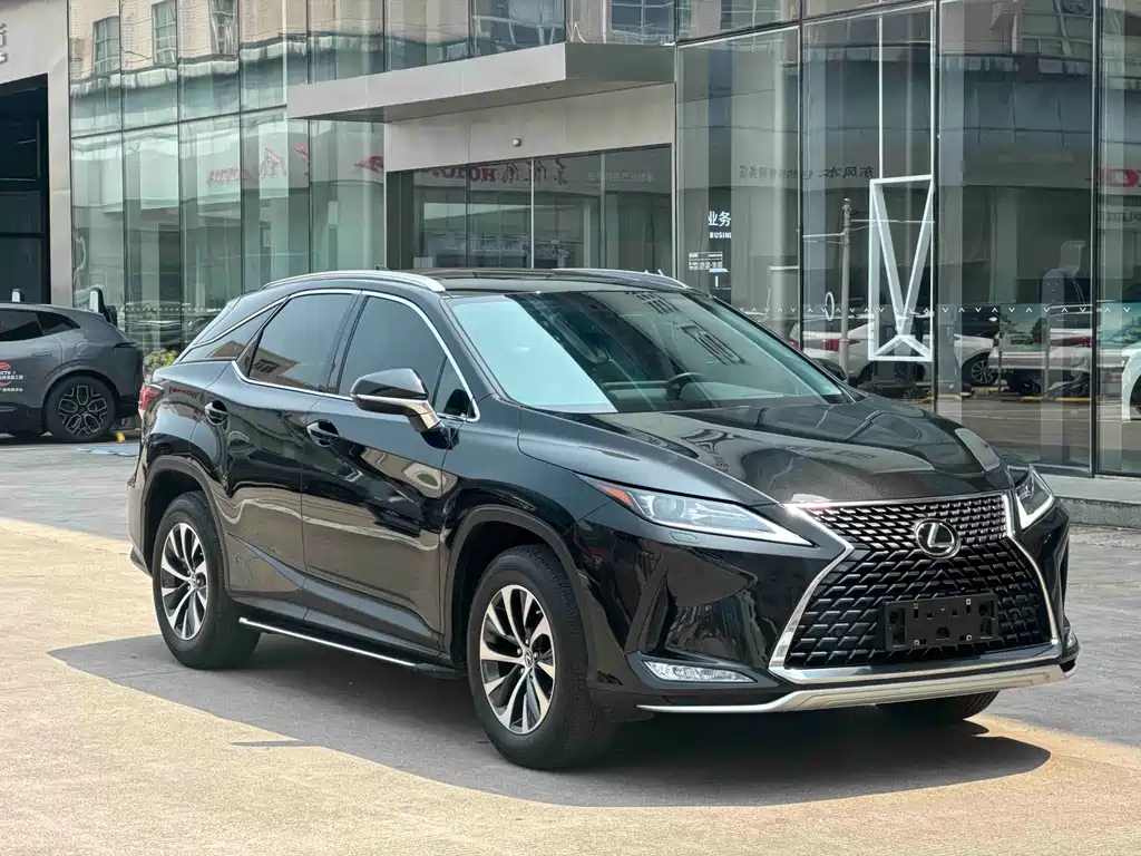 Lexus RX 2021