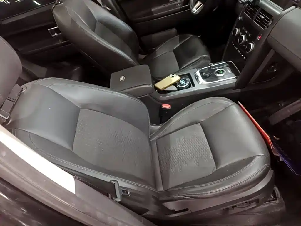 Land Rover Discovery Sport — миниатюра 25