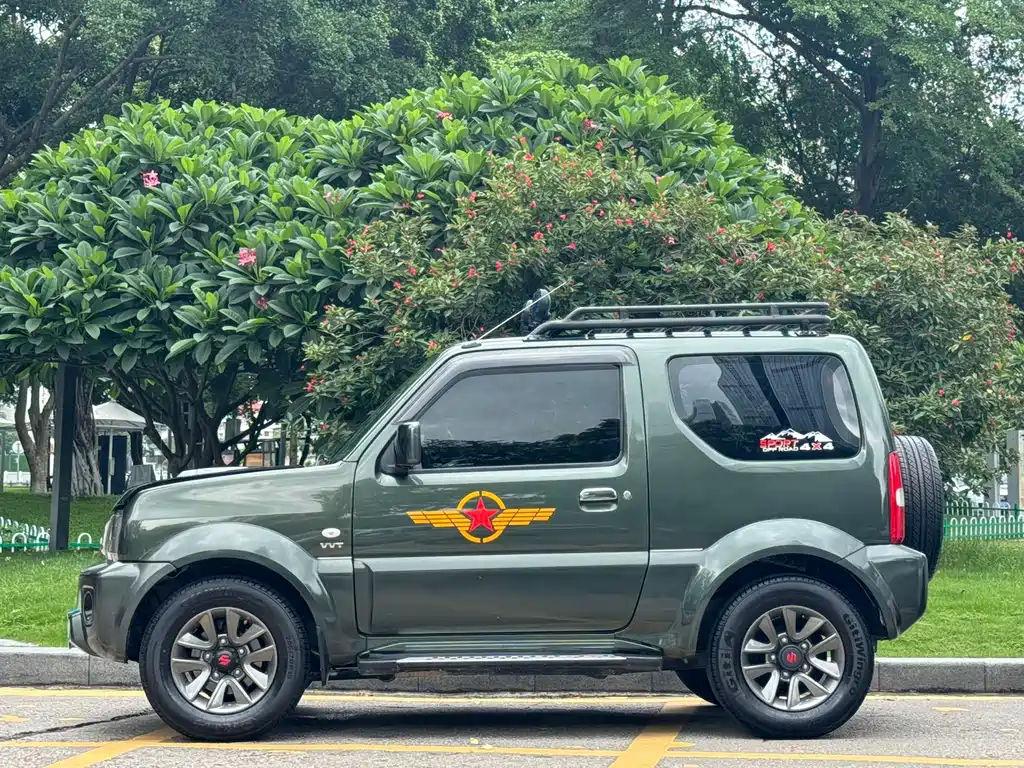 Suzuki Jimny — миниатюра 4