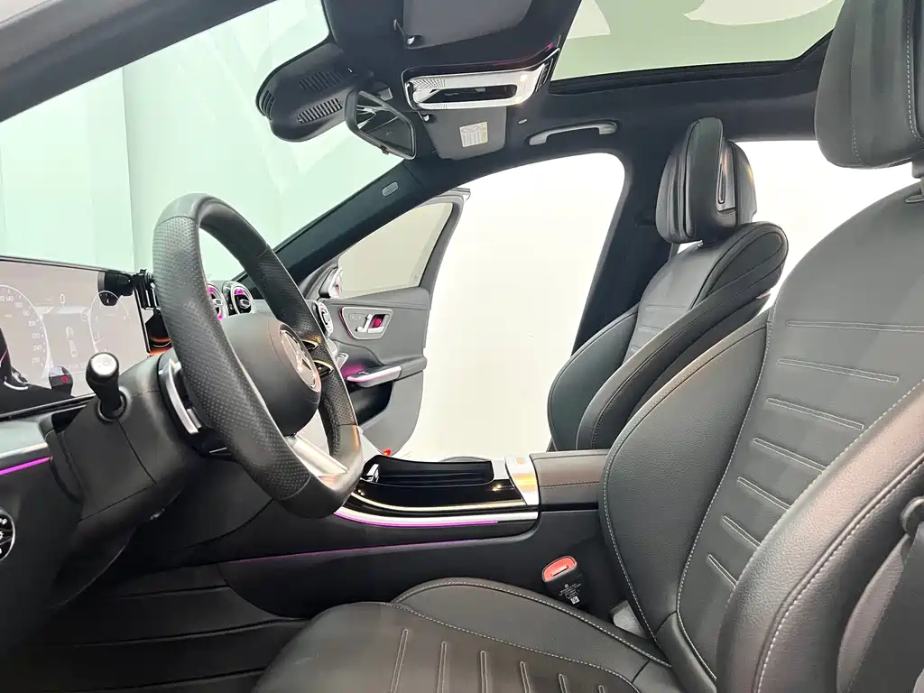 Mercedes-Benz C-Class — миниатюра 4