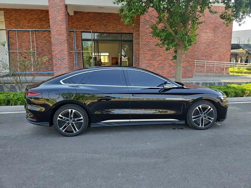BYD Han — миниатюра 3
