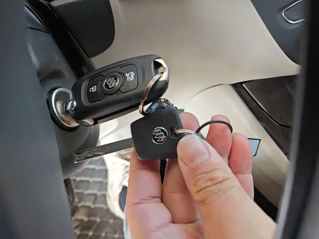 Buick Verano — миниатюра 9